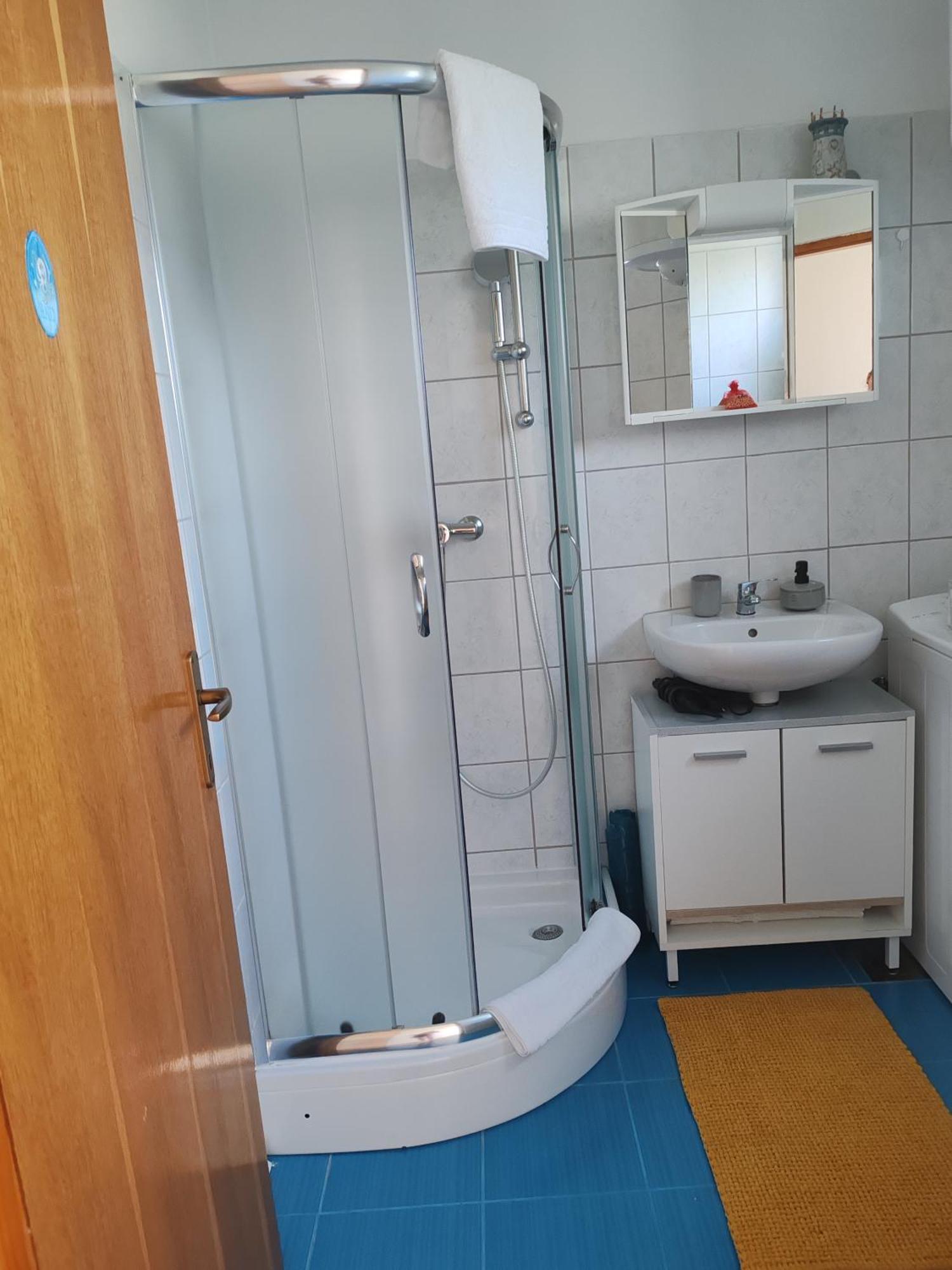 Apartman Olic Ražanac Eksteriør bilde